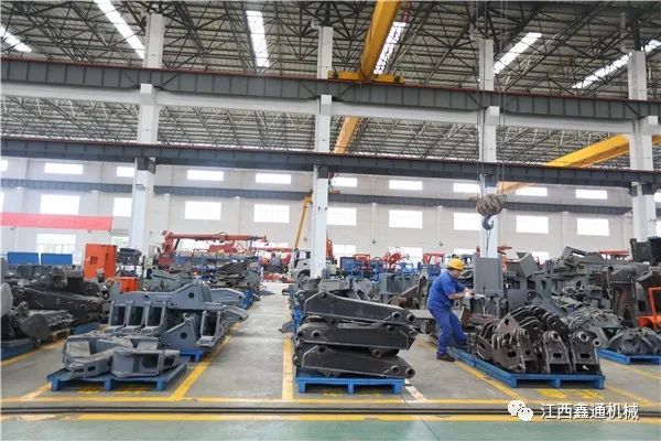 1676345564103313.jpg 640.jpg