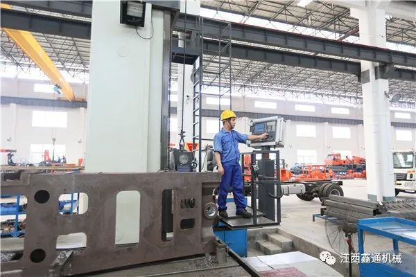 1676345782710928.jpg 640.jpg