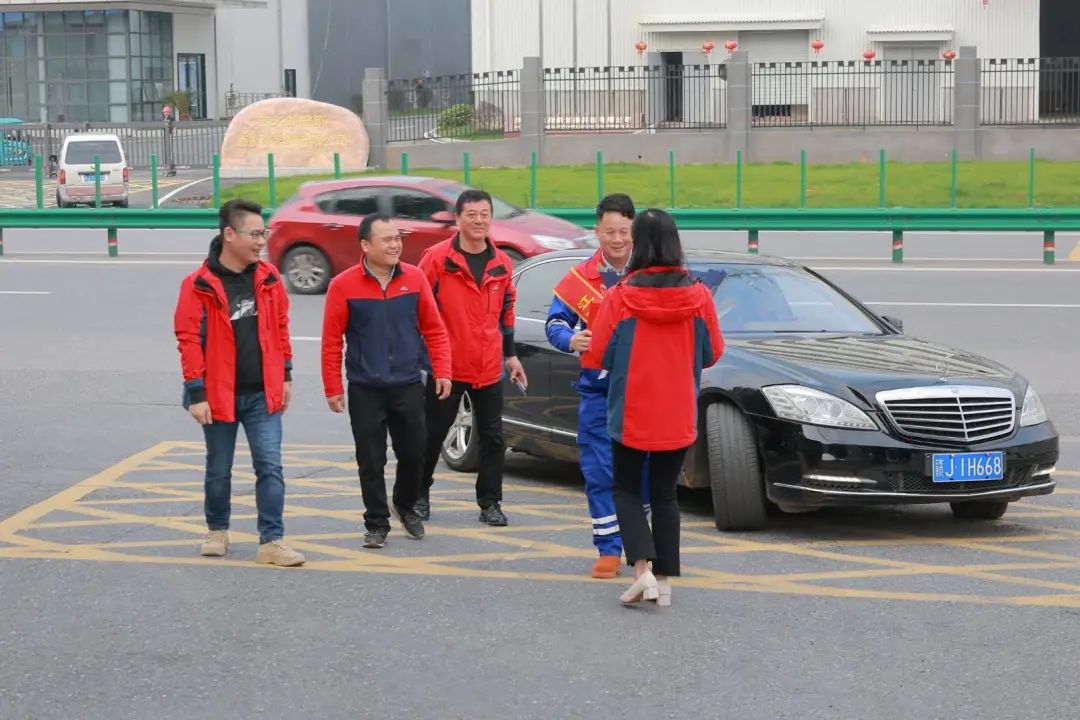 1682727128184593.jpg 640.jpg